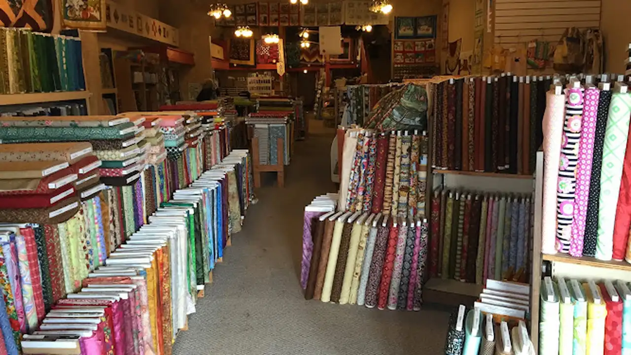 Fabric store in Altus, OK: Johnsons Quilt Shop