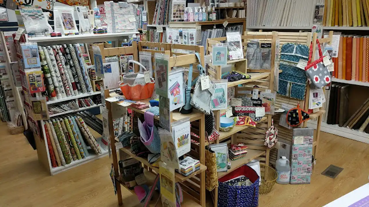 Fabric store in Ankeny, IA: Quilter's Cupboard