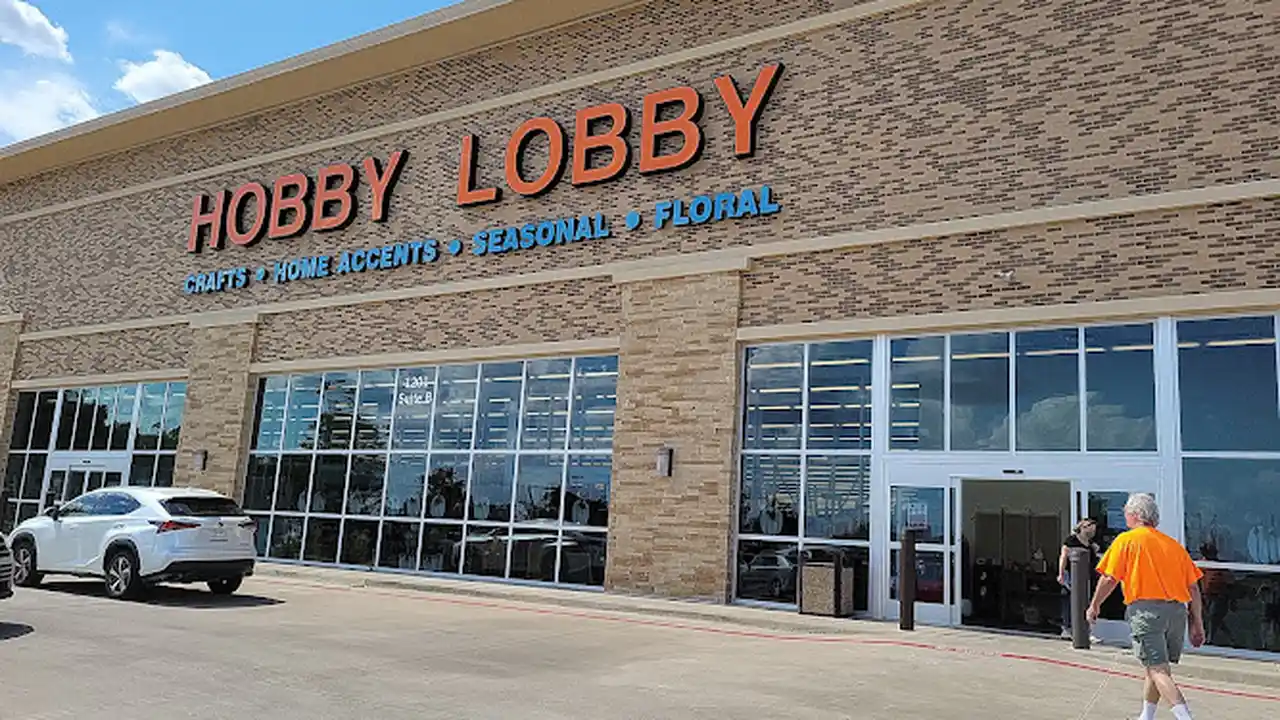 Fabric store in Ardmore, OK: Hobby Lobby