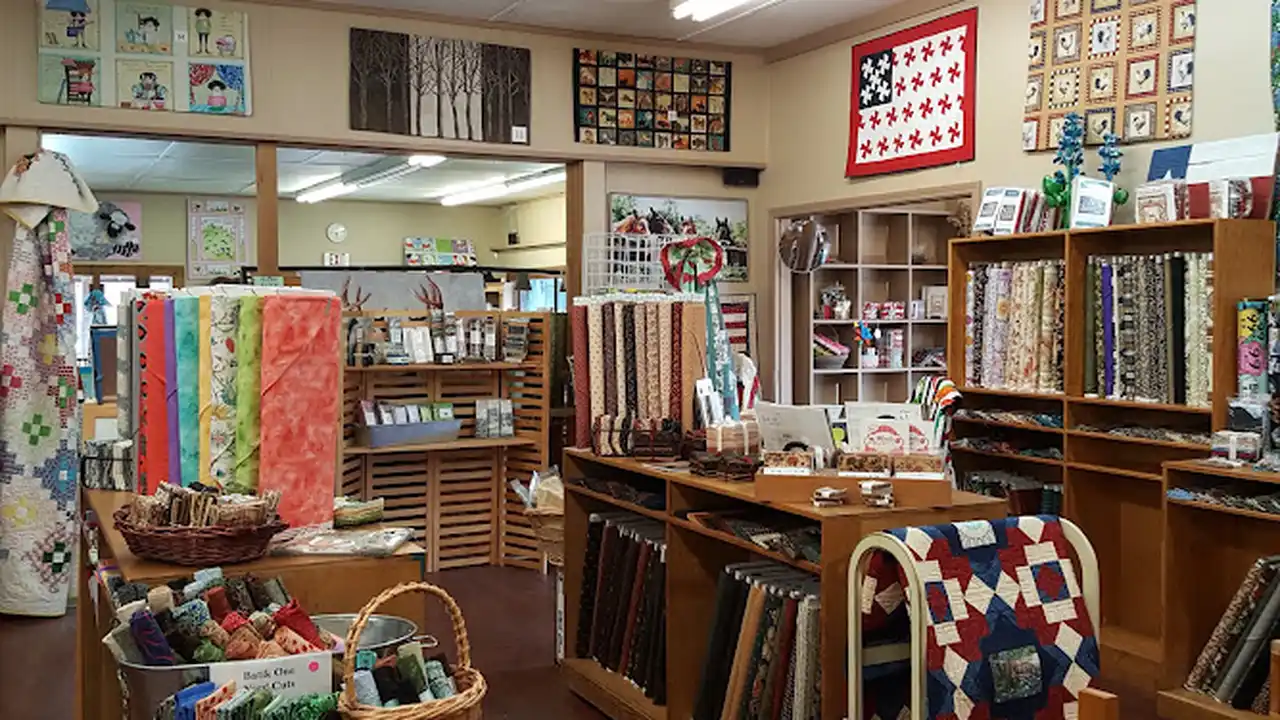 Fabric store in Bandera, TX: Gone Quiltin' LLC