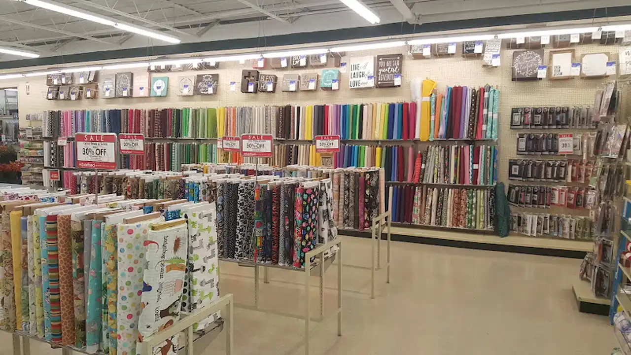 Fabric store in Bartlesville, OK: Hobby Lobby