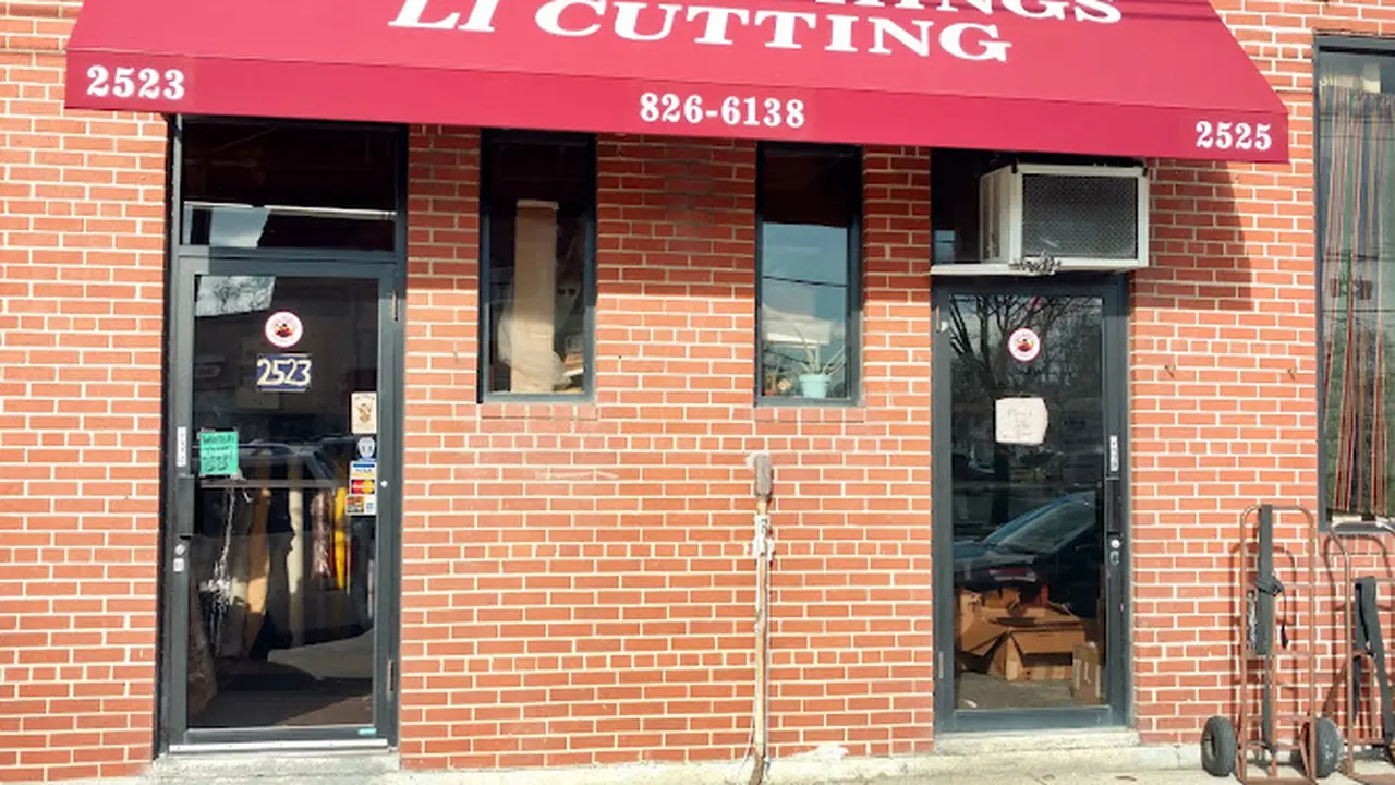 Fabric store in Bellmore, NY: Frills & Things