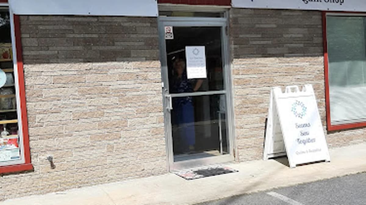 Fabric store in Bellows Falls, VT: Seams Sew Together