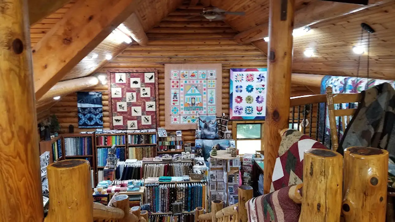 Fabric store in Bixby, OK: Jan's Log Cabin Quilt Shop