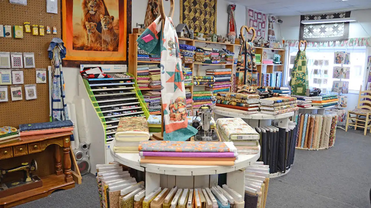 Fabric store in Bonne Terre, MO: Cutt-N-Sew Quilt Shop