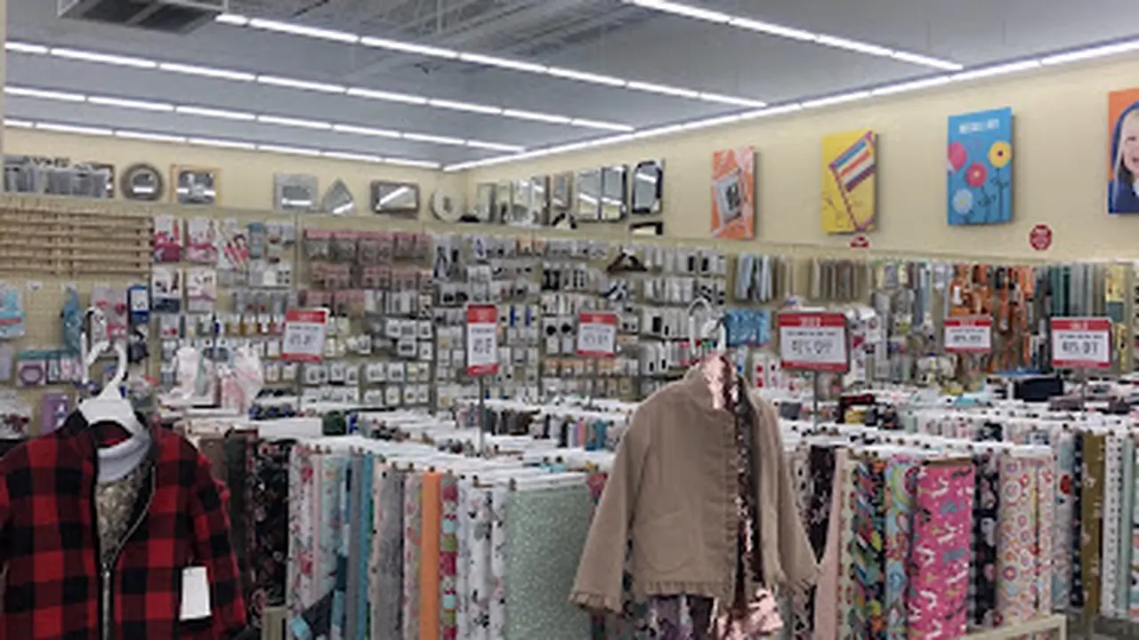 Fabric store in Braintree, MA: Hobby Lobby