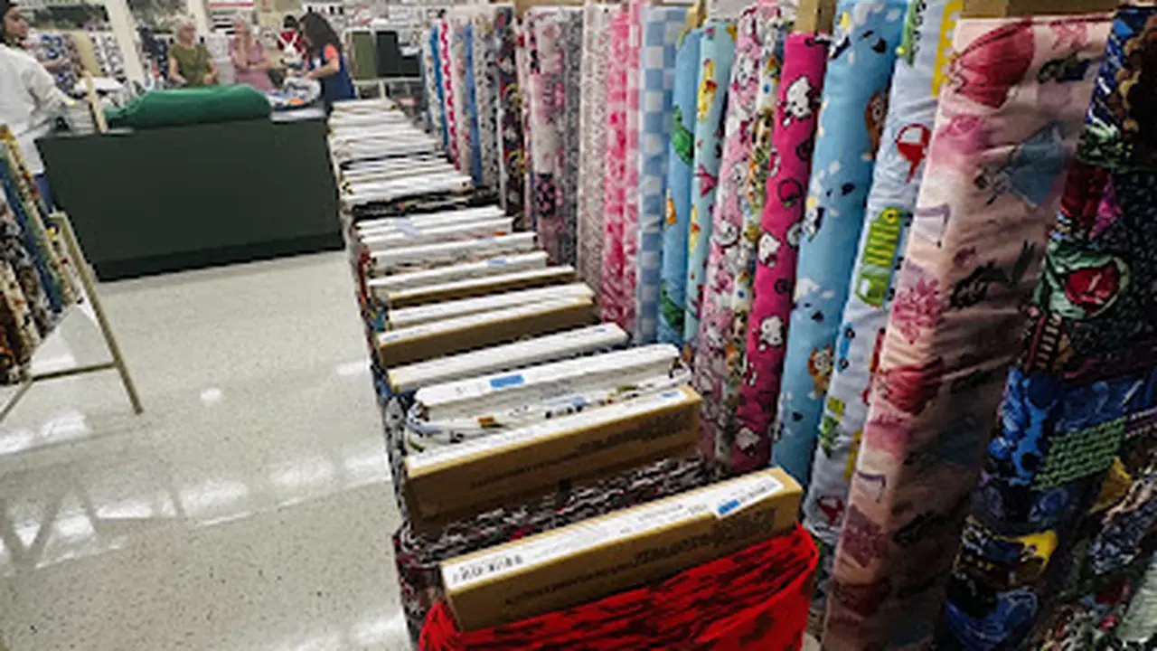 Fabric store in Brandon, FL: Hobby Lobby