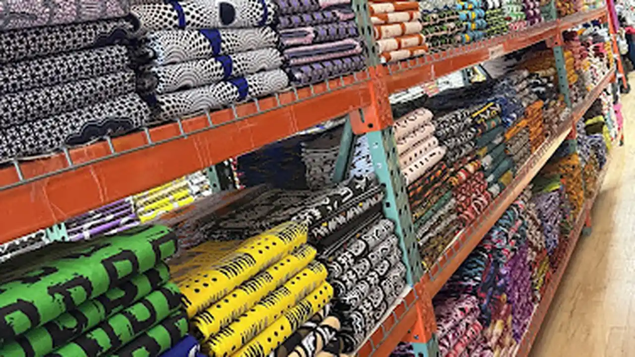 Fabric store in Bronx, NY: Fabrics USA Inc.