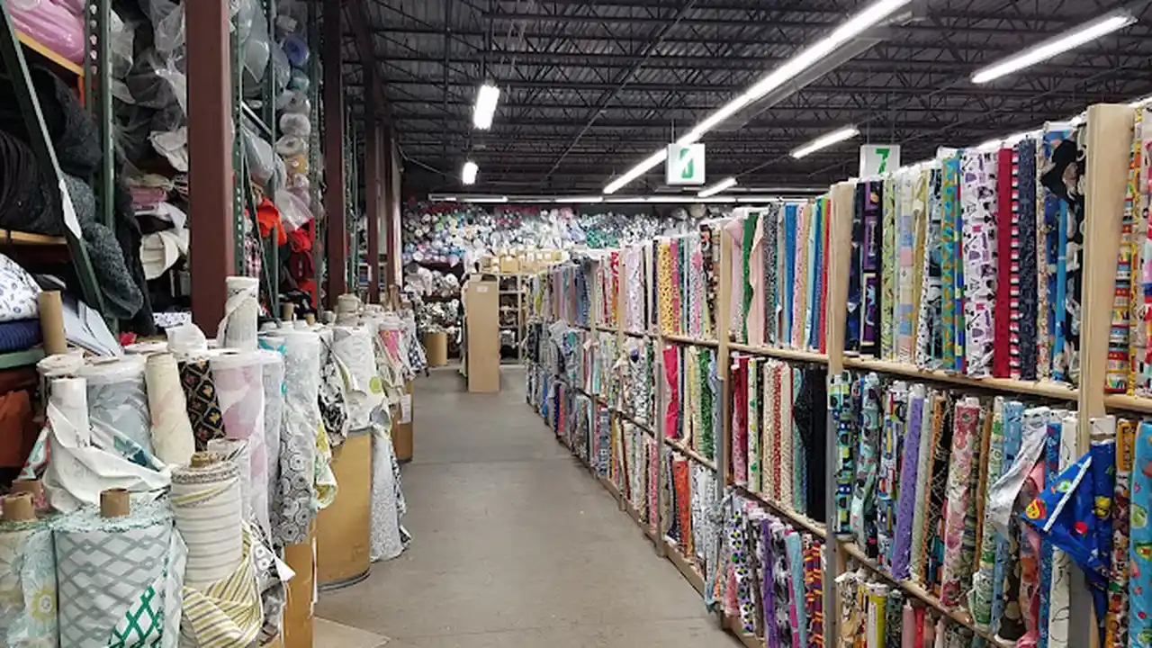 Fabric store in Brooklyn Park, MN: SR Harris Fabric Brooklyn Park
