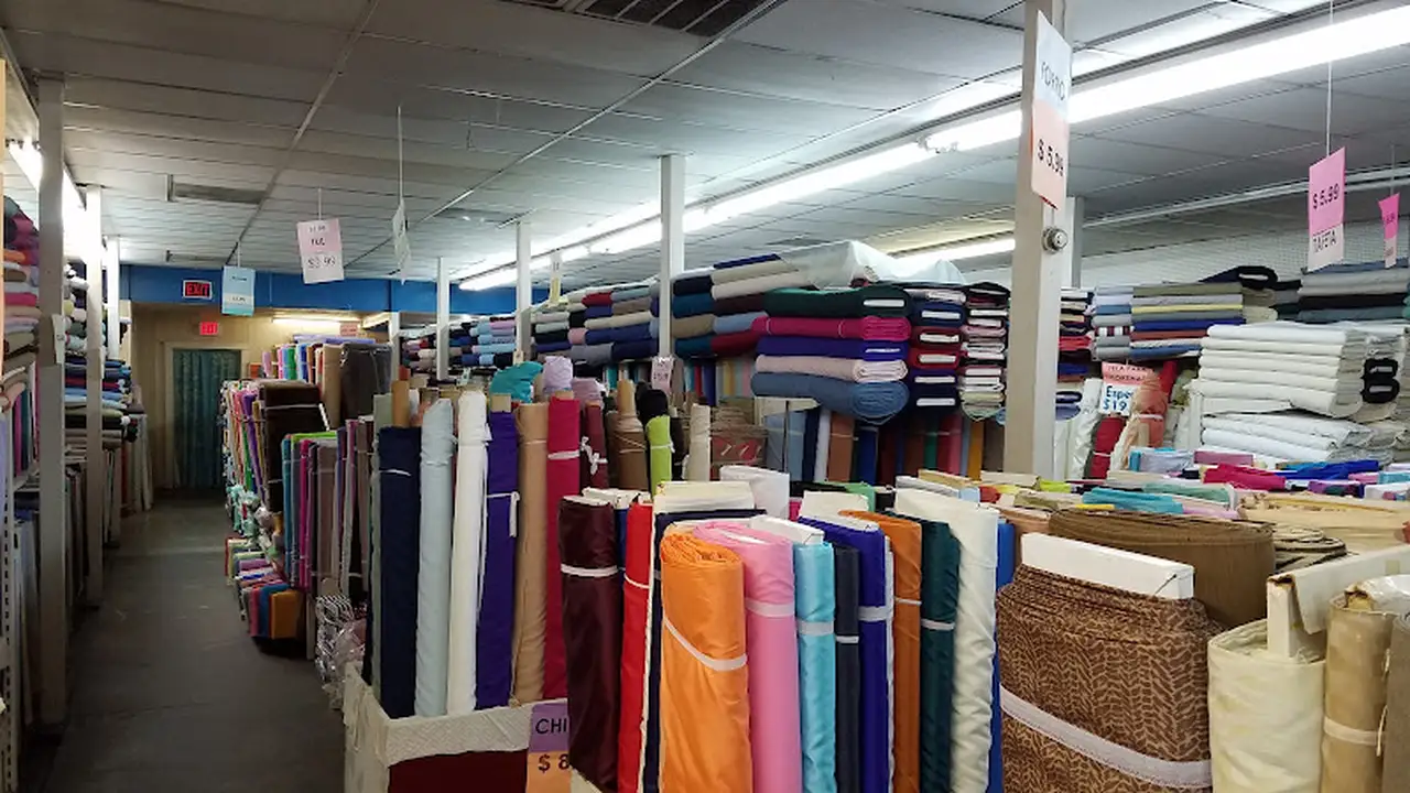 Fabric store in Brownsville, TX: El Conquistador Fabric Store