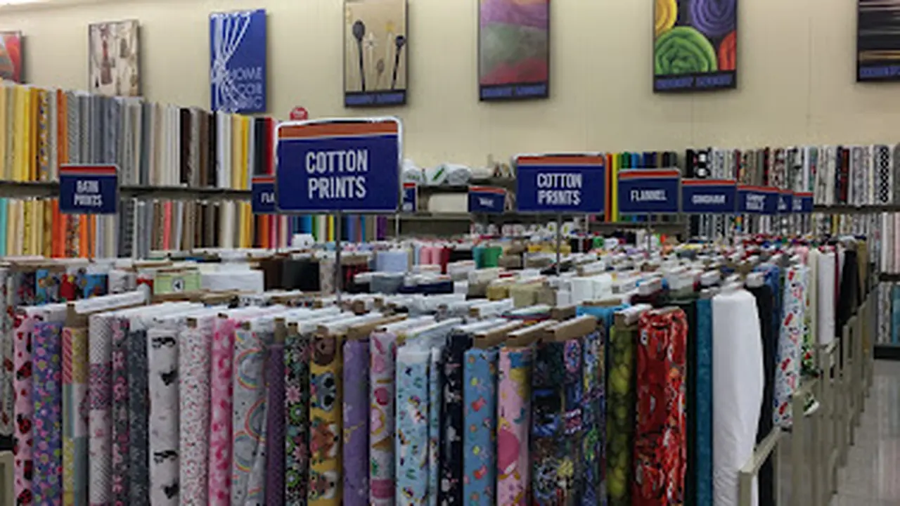 Fabric store in Brunswick, GA: Hobby Lobby