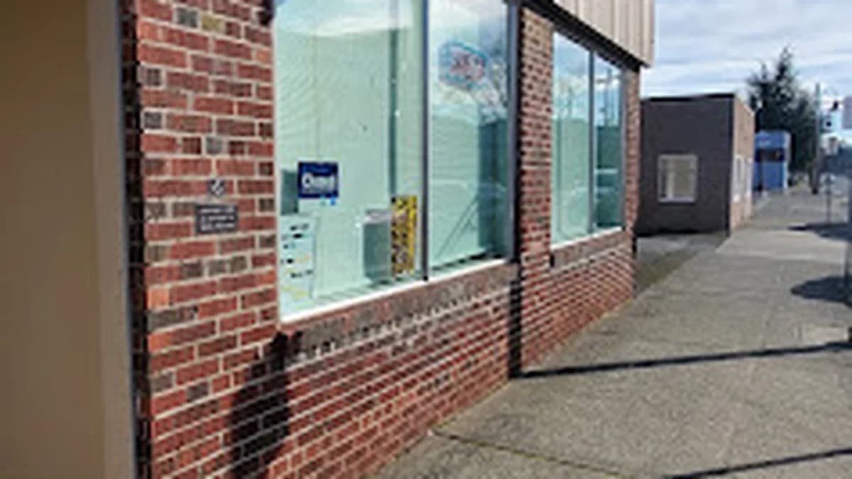 Fabric store in Buckley, WA: Front Porch Quilts