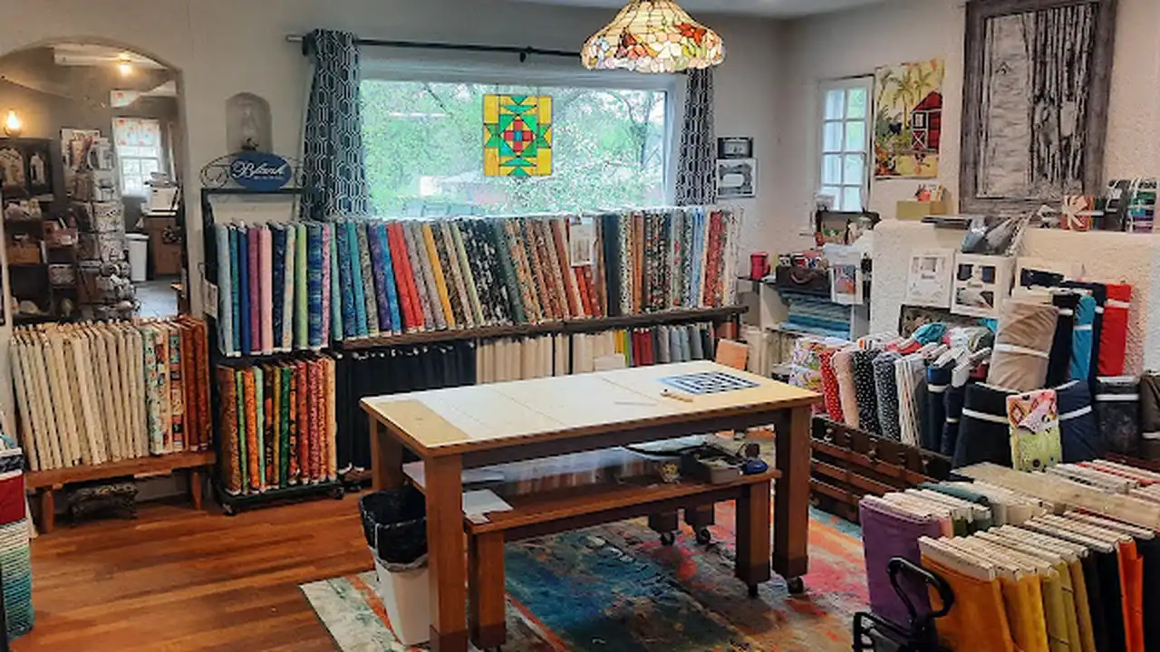 Fabric store in Buffalo, SD: Quilt Connection 2