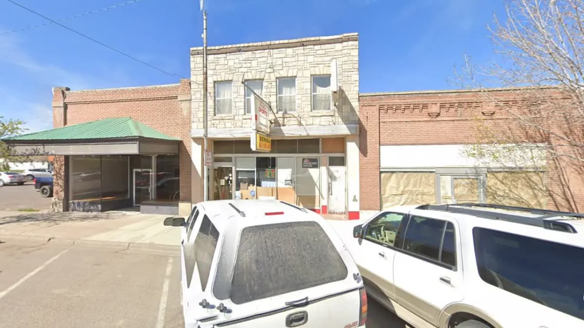 Fabric store in Burley, ID: Sandy's Bernina Sales & Sewing