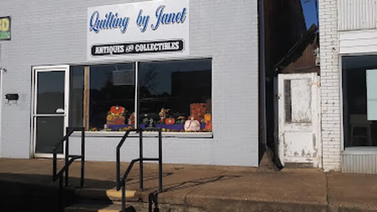 Fabric store in Cadet, MO: Quilting By Janet