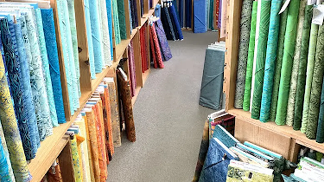 Fabric store in Cannon Beach, OR: Center Diamond