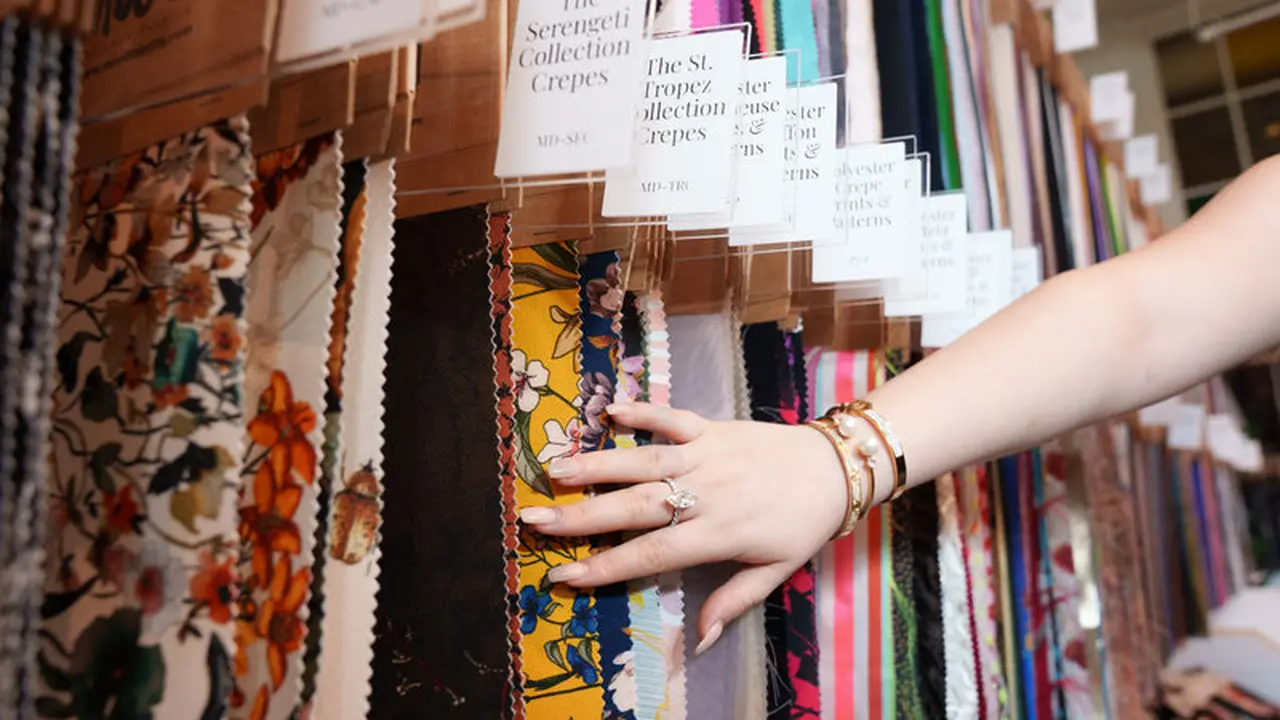 Fabric store in Carlstadt, NJ: Mood Fabrics Distribution Center