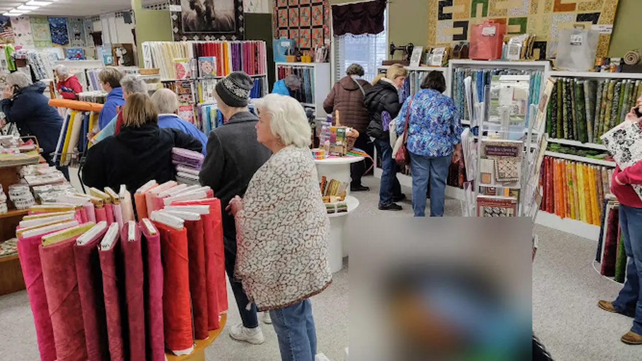 Fabric store in Centerview, MO: Hunters Quilt Mart