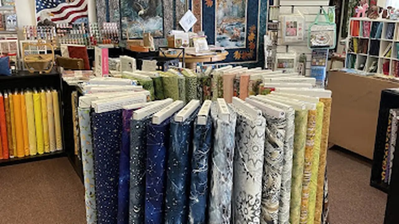 Fabric store in Chadron, NE: Madison Quilting and Yarns, LLC