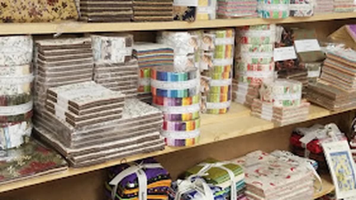 Fabric store in Clermont, FL: Quilter's Anonymous