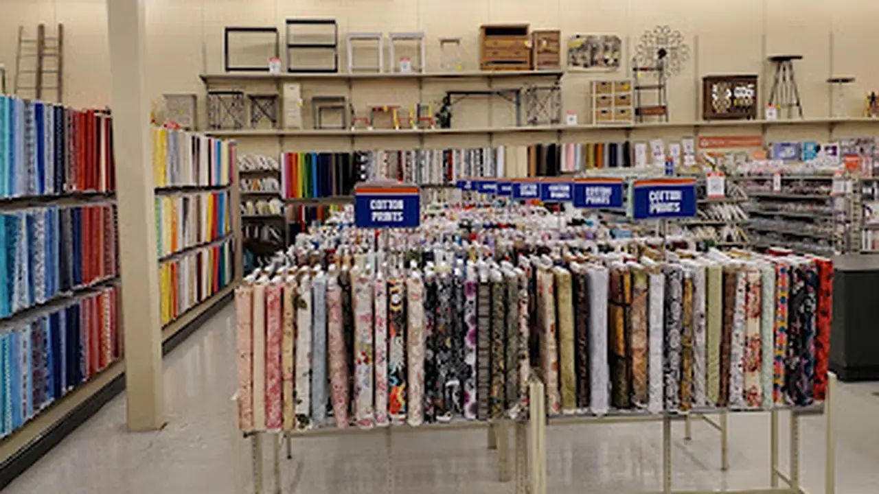 Fabric store in Columbia, MD: Hobby Lobby