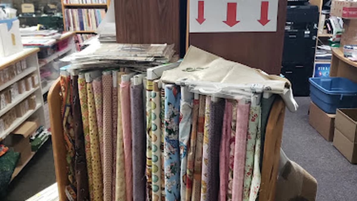 Fabric store in Colville, WA: E Z Knit Fabrics