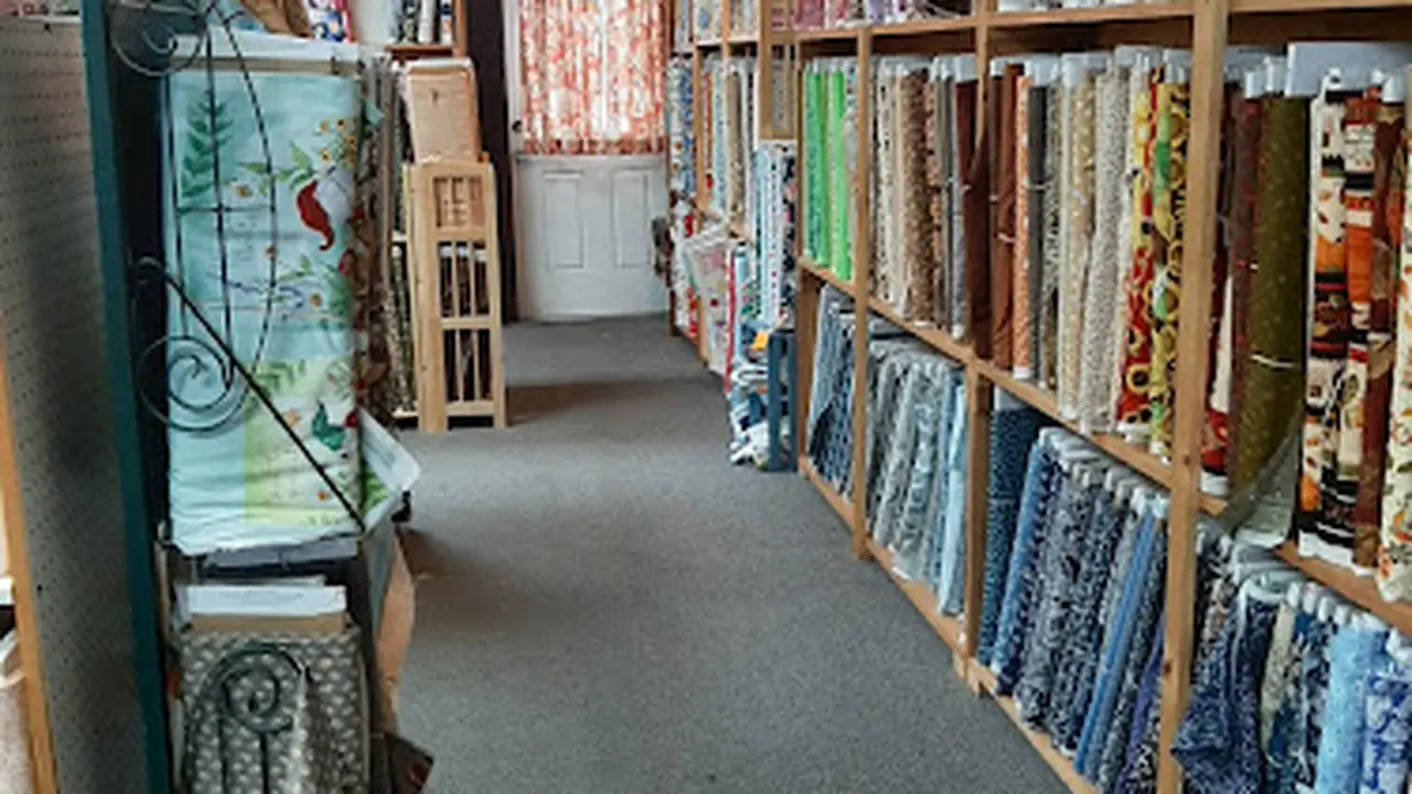 Fabric store in Concord, NH: Golden Gese Quilt Shop