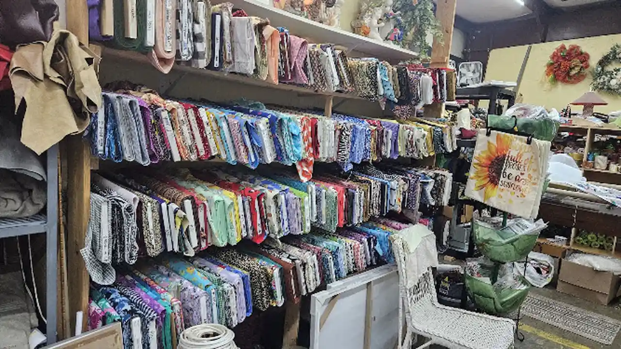 Fabric store in Corinth, MS: FABRIC WAREHOUSE