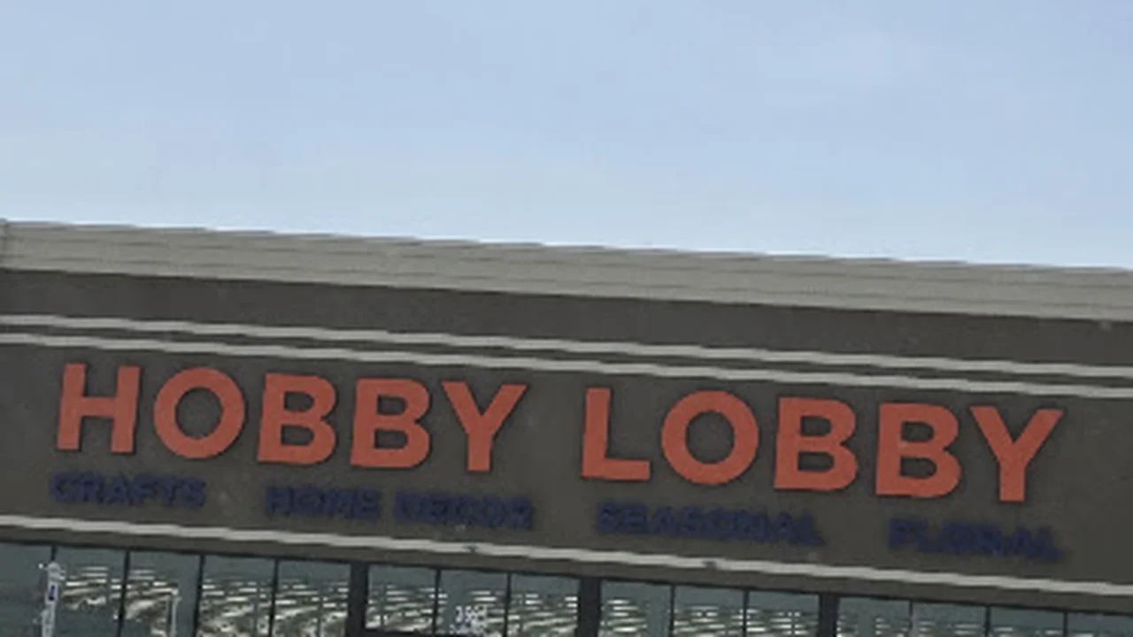 Fabric store in Corsicana, TX: Hobby Lobby