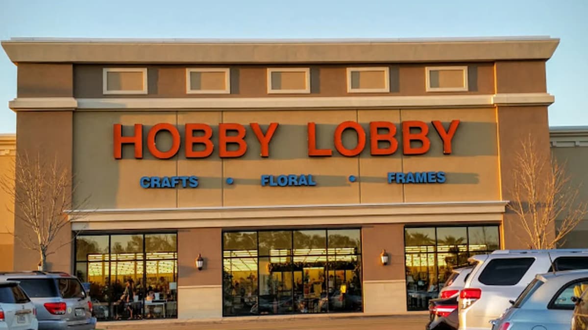 Fabric store in Covington, LA: Hobby Lobby