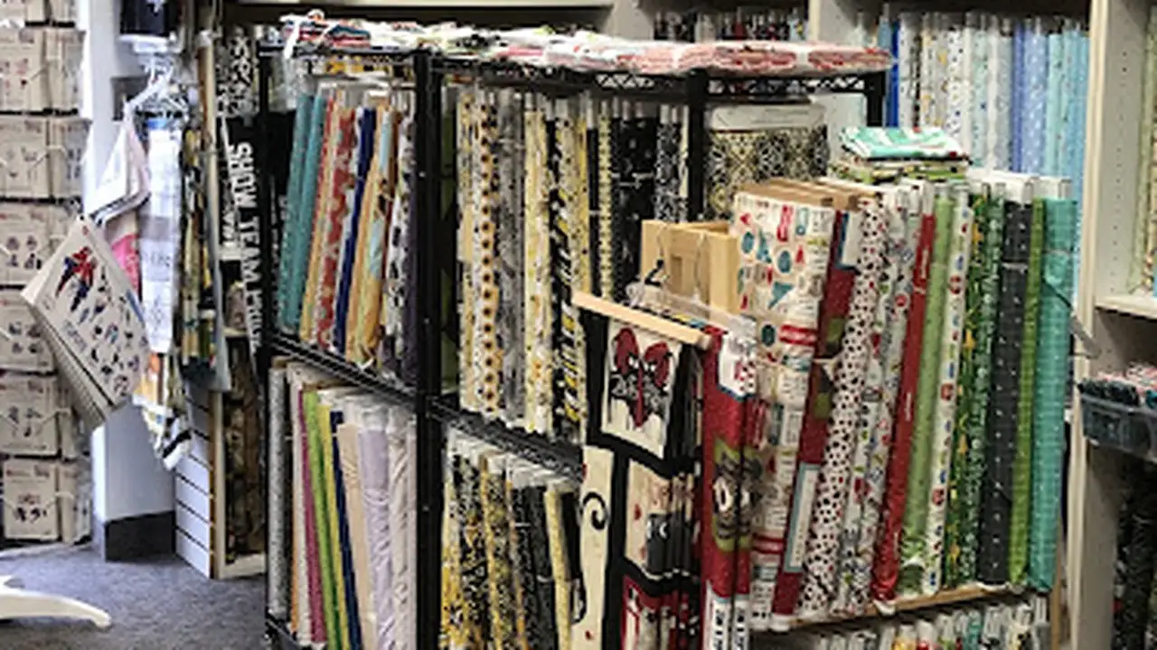 Fabric store in Crofton, MD: The Quilting Parlour