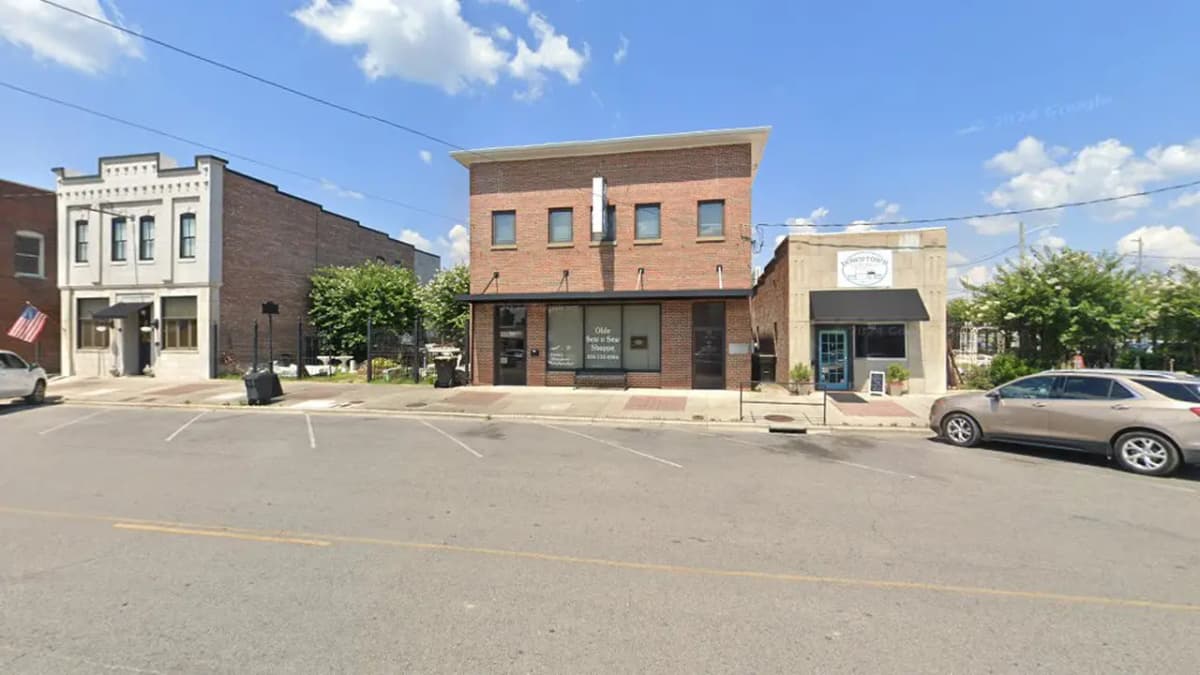 Fabric store in Cullman, AL: Olde Sew 'n Sew Shoppe