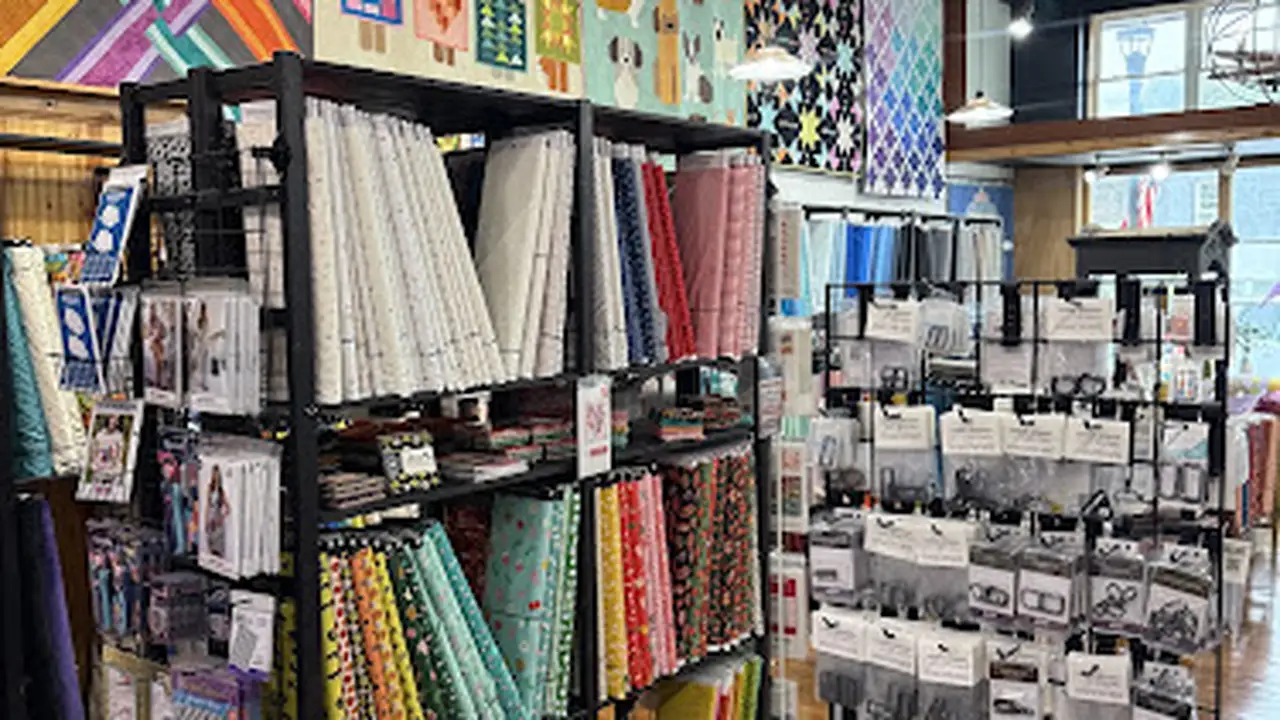 Fabric store in Dallas Center, IA: Mashe Modern