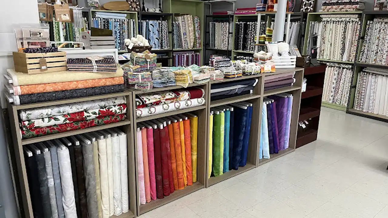 Fabric store in Damariscotta, ME: Carpenter Quilts