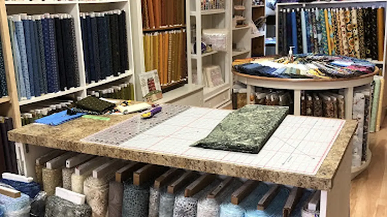 Fabric store in Danielson, CT: Velvet Tomato