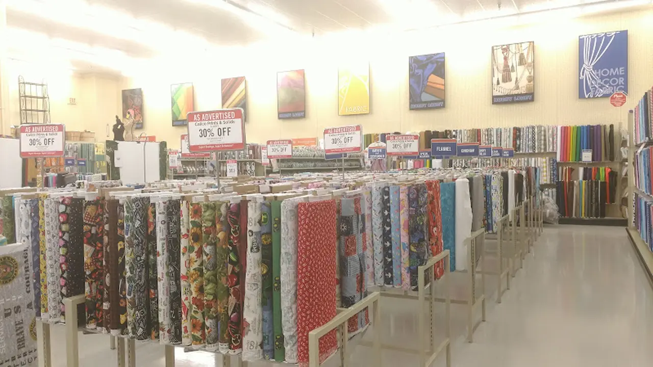 Fabric store in Deerfield Beach, FL: Hobby Lobby