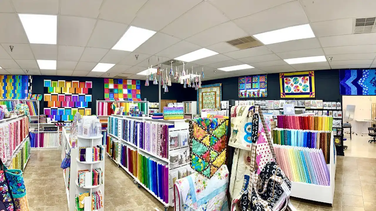 Fabric store in DeLand, FL: Oceans of Thread