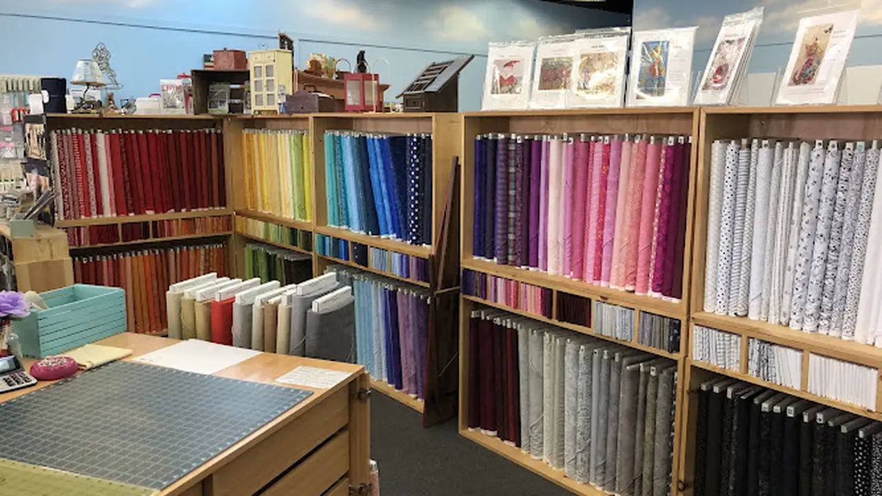 Fabric store in Denton, TX: Minding My P's & Q's Quilt Shop