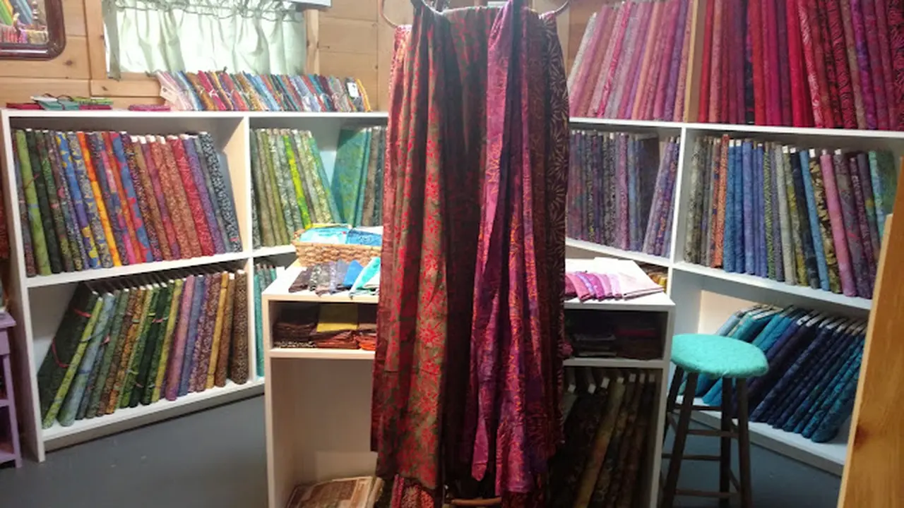 Fabric store in Dudley, MA: Quilter's Loft