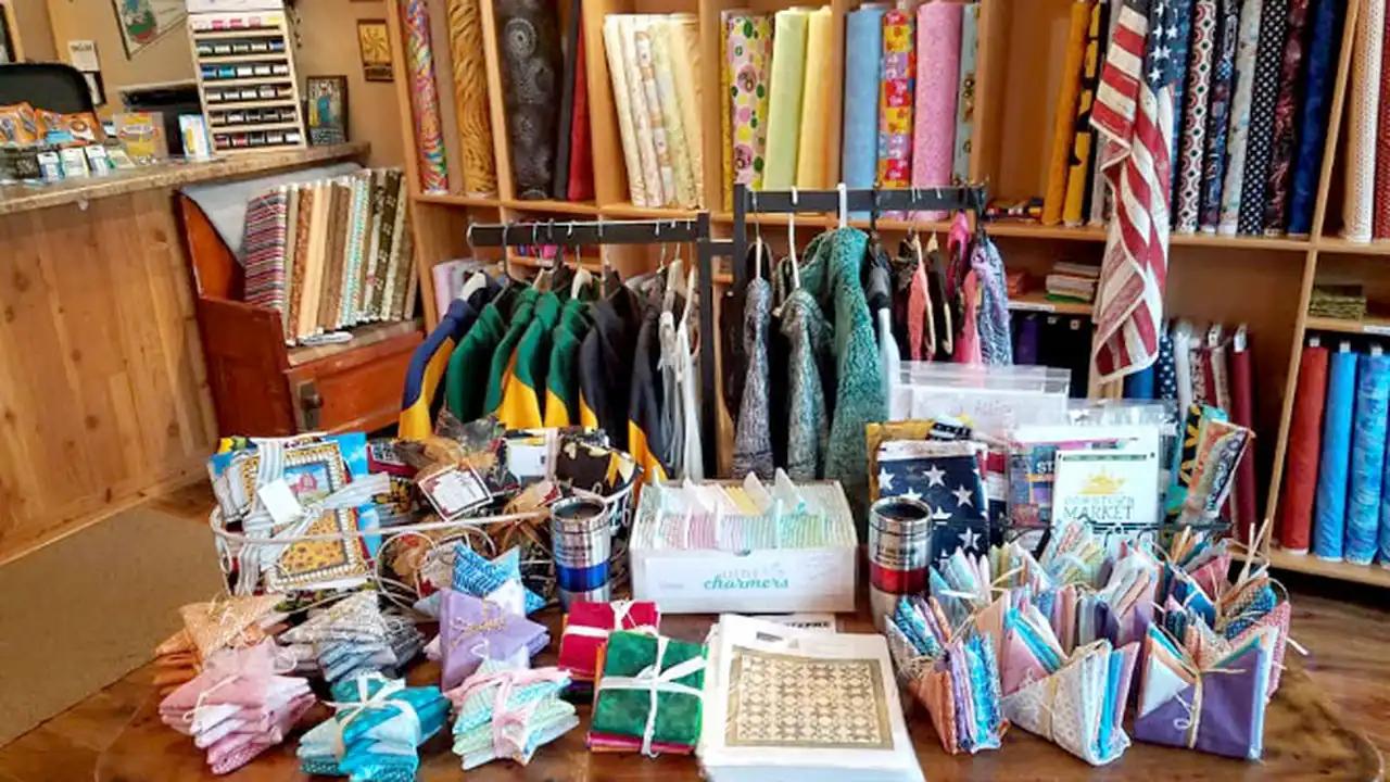 Fabric store in Dyersville, IA: K & K Logo Design Ltd. & Fabric Supplies