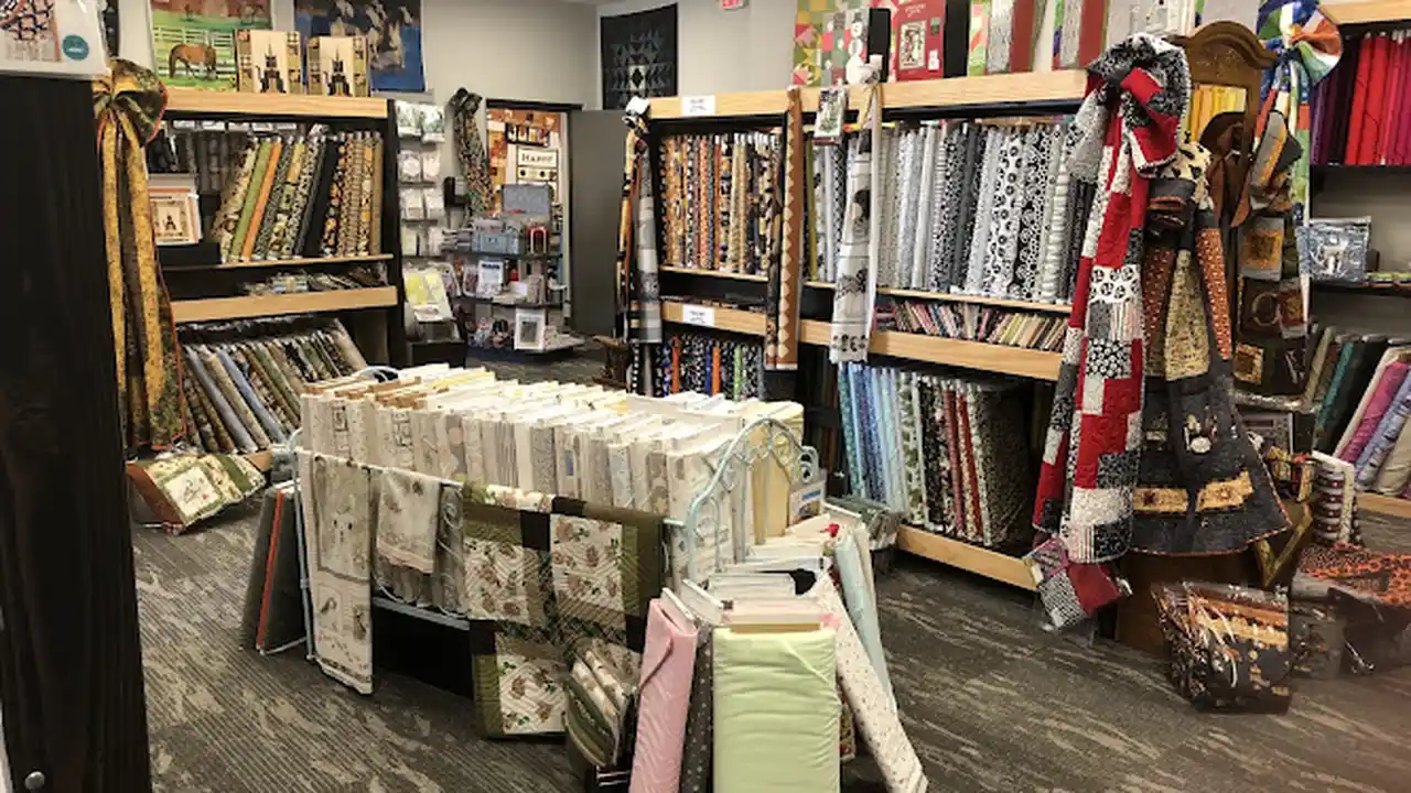 Fabric store in East Grand Forks, MN: Quilter’s JEM