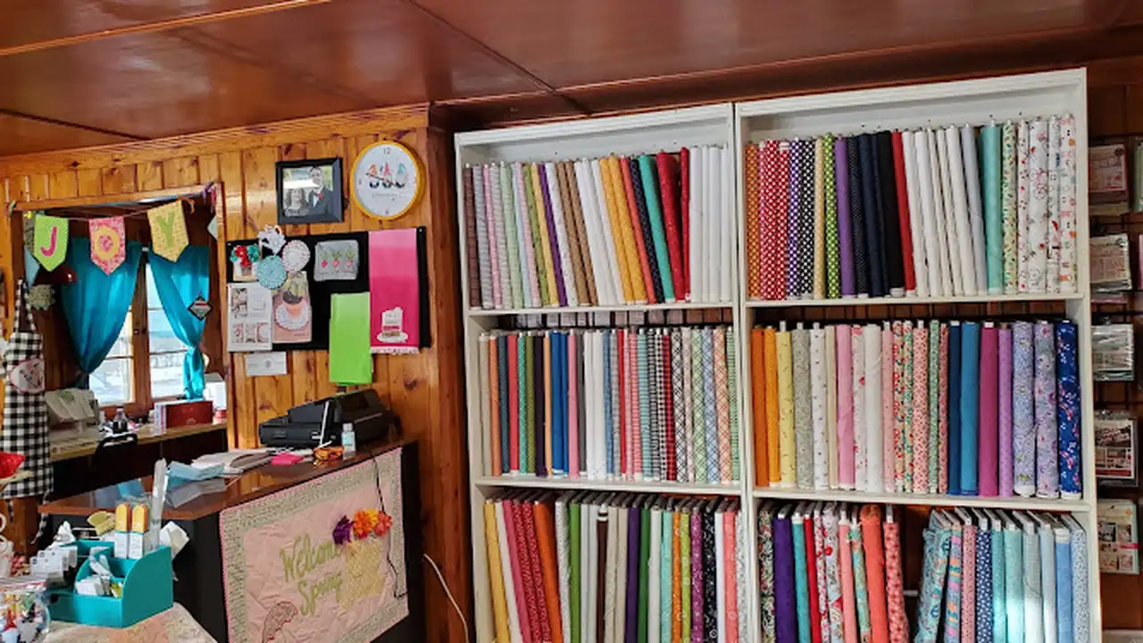 Fabric store in East Tawas, MI: Erin Matthew Quilt, Sewing and Machine Embroidery Shop