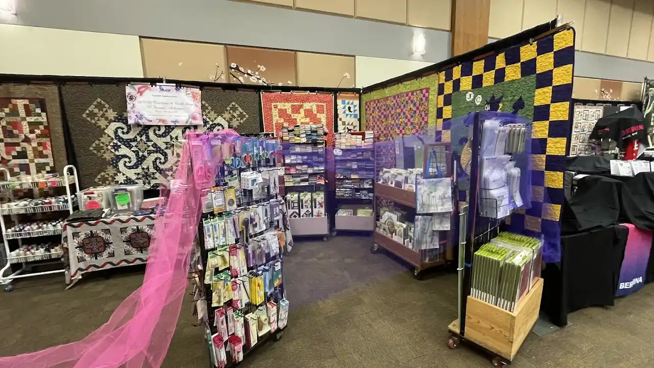 Fabric store in El Dorado, AR: MNM Creations & Quilt Shop
