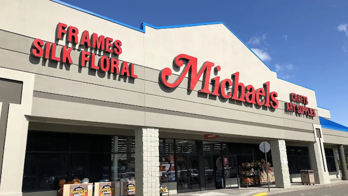 Fabric store in Elmira, NY: Michaels