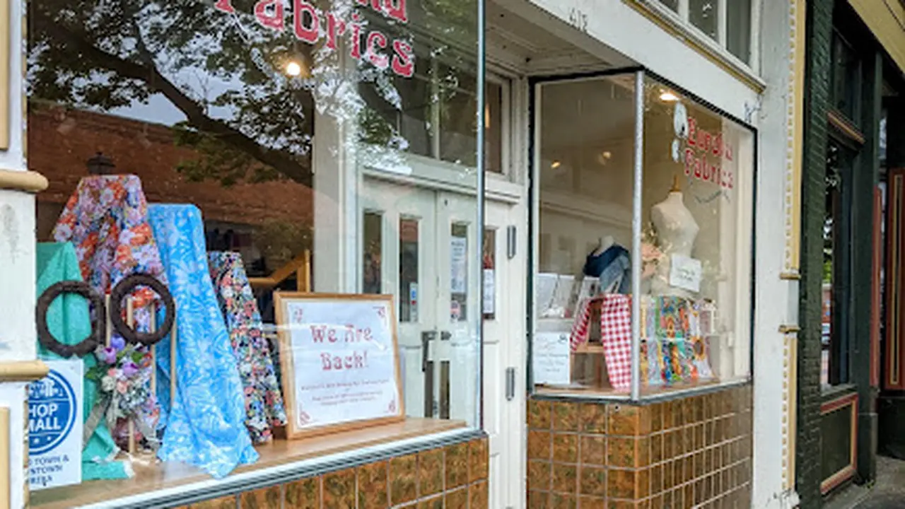 Fabric store in Eureka, CA: Eureka Fabrics