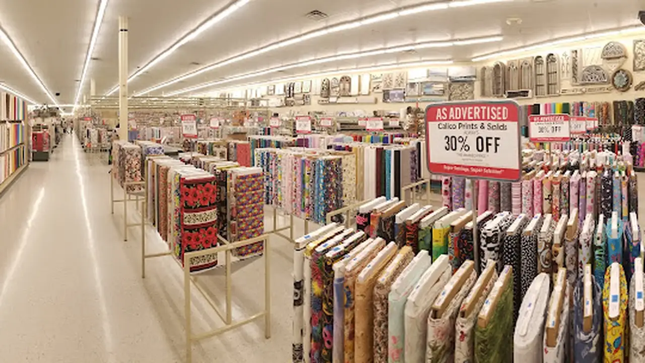Fabric store in Fairlawn, OH: Hobby Lobby