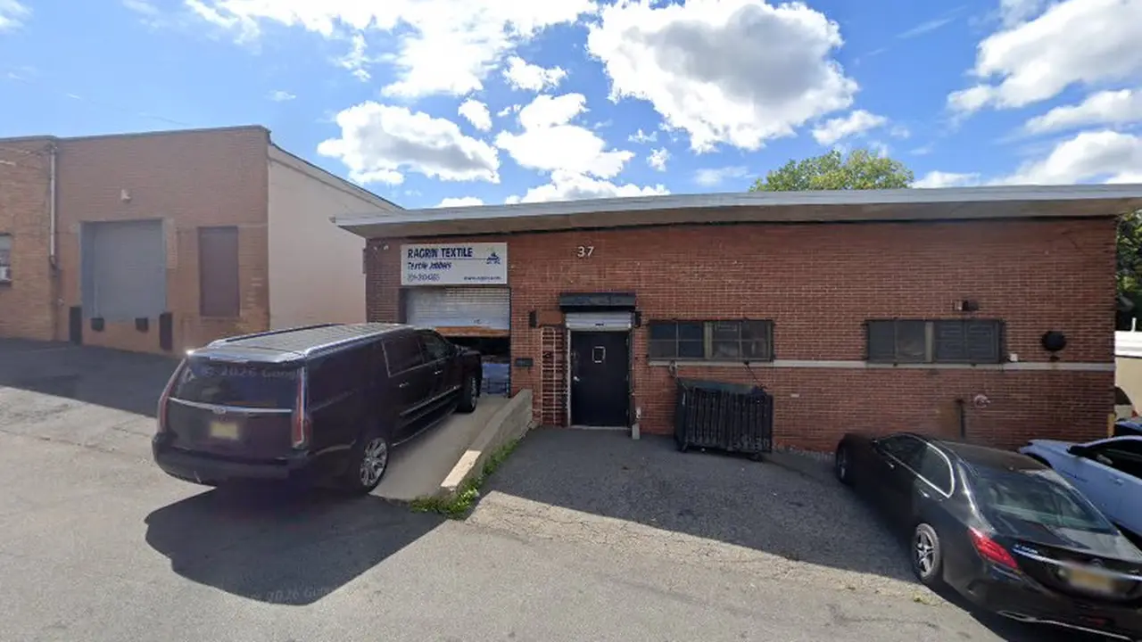 Fabric store in Fairview, NJ: Ragrin Textile