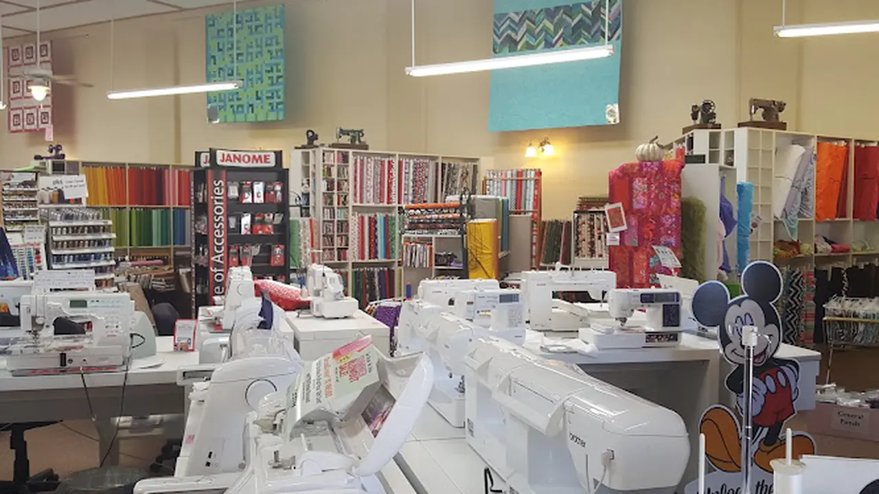 Fabric store in Farmington, NM: Patchwork Pig