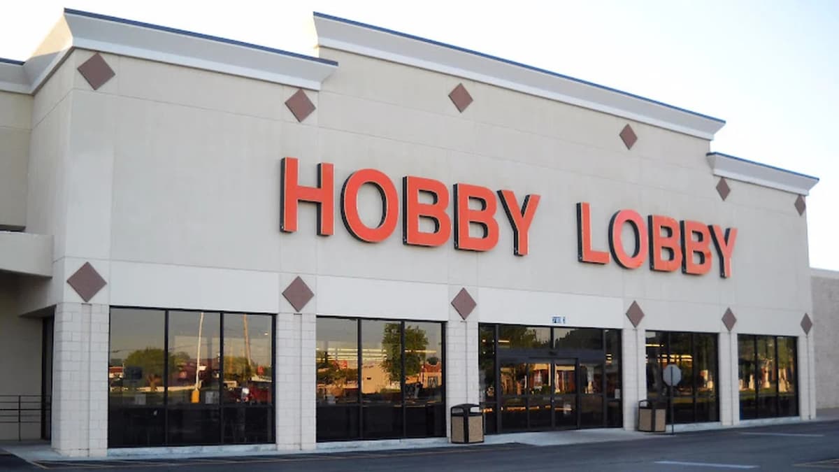 Fabric store in Fayetteville, AR: Hobby Lobby