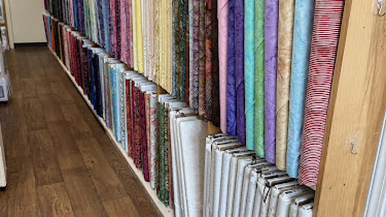 Fabric store in Fayetteville, GA: Quilt 'N Fabric